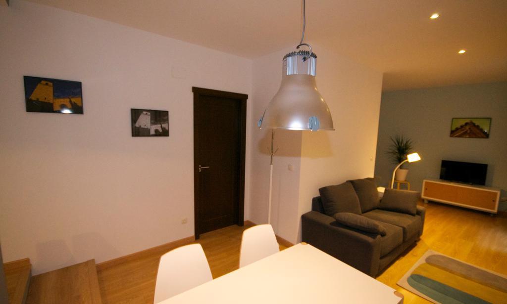 La Casa De Las Aldeas Дарока Екстериор снимка